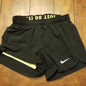 Nike 2 in 1 shorts